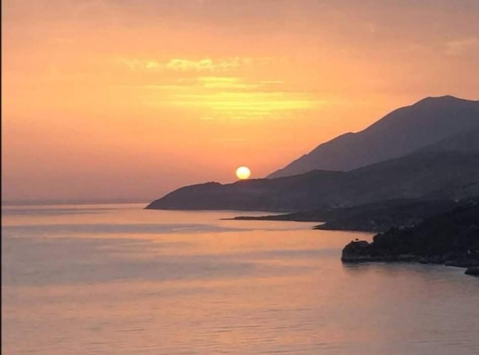 Anassa Suites Himare Ngoại thất bức ảnh